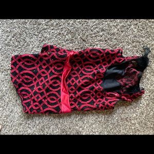 Tenth House black and red costume